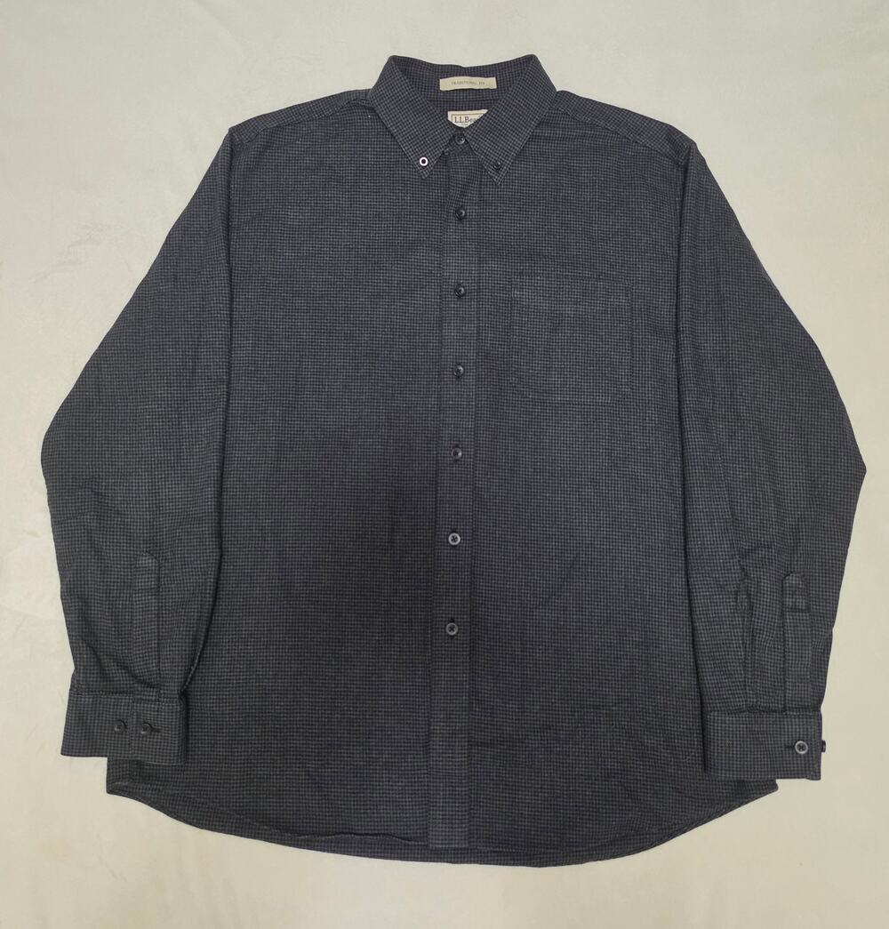 L.L. Bean Men's Traditional Fit Long Sleeve Button-Down Shirt - Size L-REG